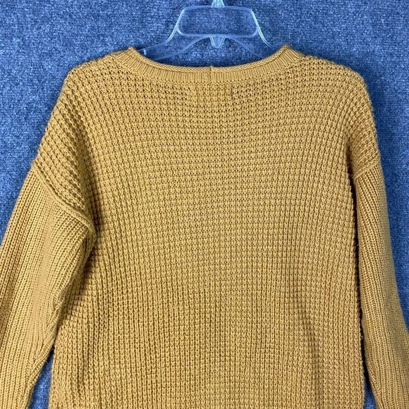 Pink Rose Sweater Women's Medium Pullover Yellow Knit 100% Acrylic Adults M - Picture 8 of 8